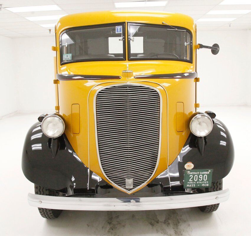 1938 Studebaker K15M38 Cab Over - photo 7