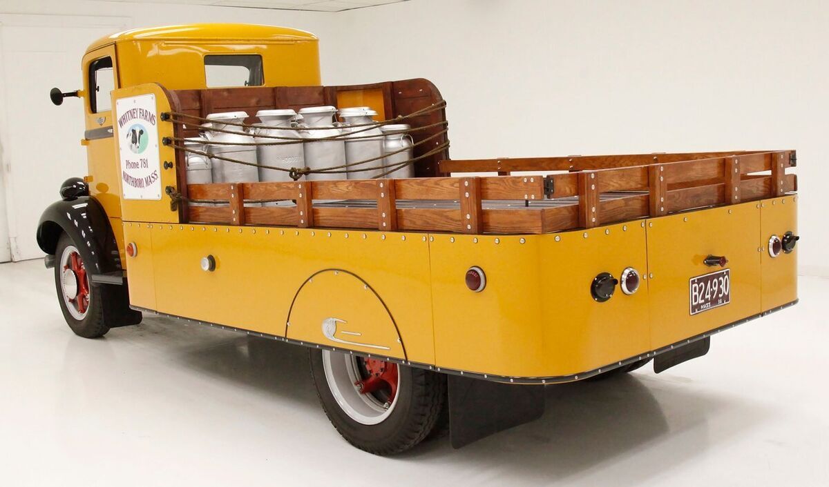 1938 Studebaker K15M38 Cab Over - photo 3
