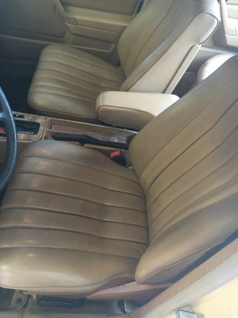 1984 Mercedes-Benz 190-Series - photo 8