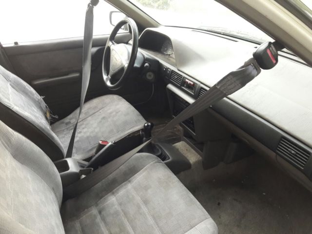 1990 Mazda Protege - photo 10