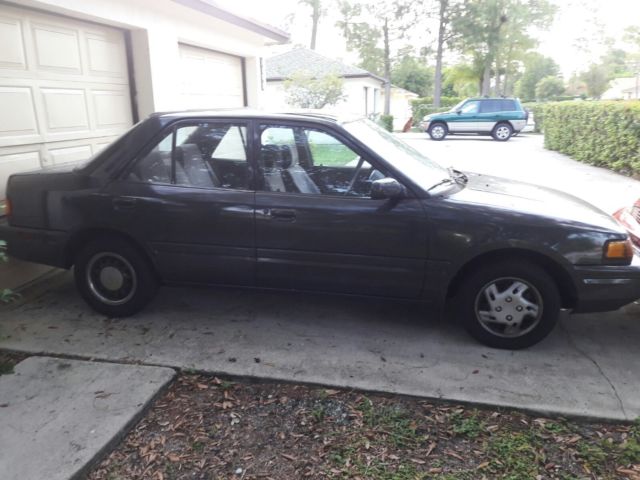 1990 Mazda Protege - photo 2