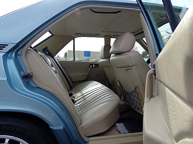 1993 Mercedes-Benz 190-Series 190E 2.3 - photo 6