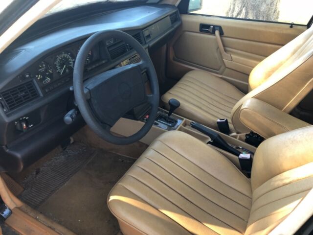 1989 Mercedes-Benz 190-Series e class - photo 8