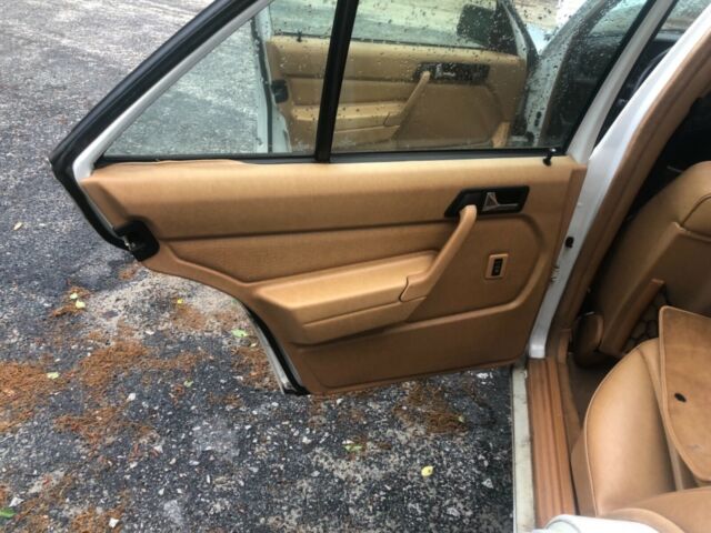 1992 Mercedes-Benz 190-Series - photo 10