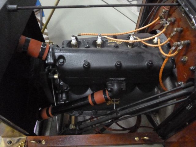 1910 Ford Model T - photo 8