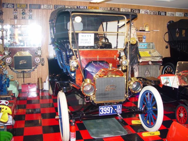 1911 Ford Model T - photo 3