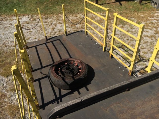 1912 Other Makes A-10 Standard 5-Ton Solid Rubber Tires - photo 5