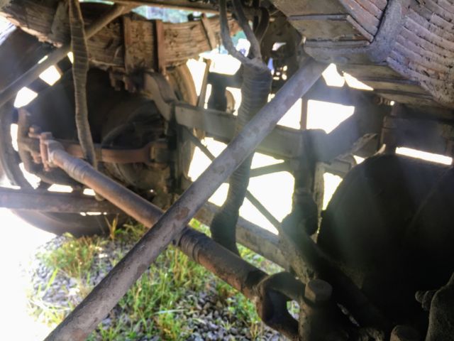 1912 Other Makes A-10 Standard 5-Ton Solid Rubber Tires - photo 6