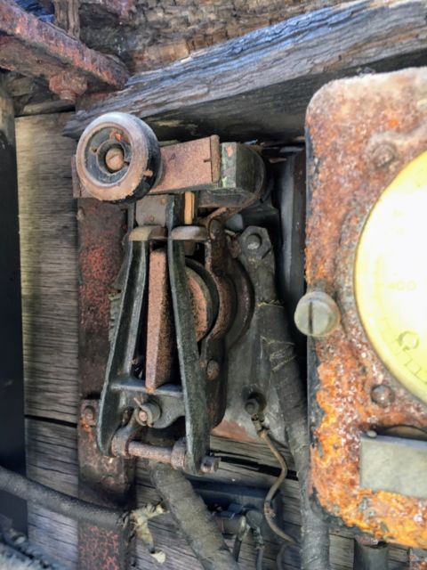 1912 Other Makes A-10 Standard 5-Ton Solid Rubber Tires - photo 9