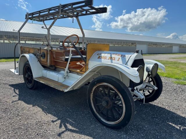 1913 Cadillac Fire Truck - photo 6