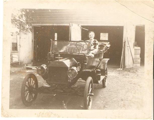1913/1914 T Touring Transitional year Car 1913 Ford Model T Touring