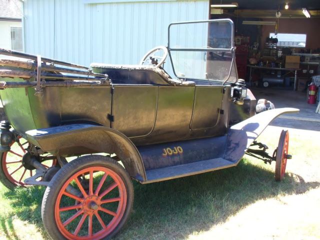 1913 Ford Model T Touring - photo 3