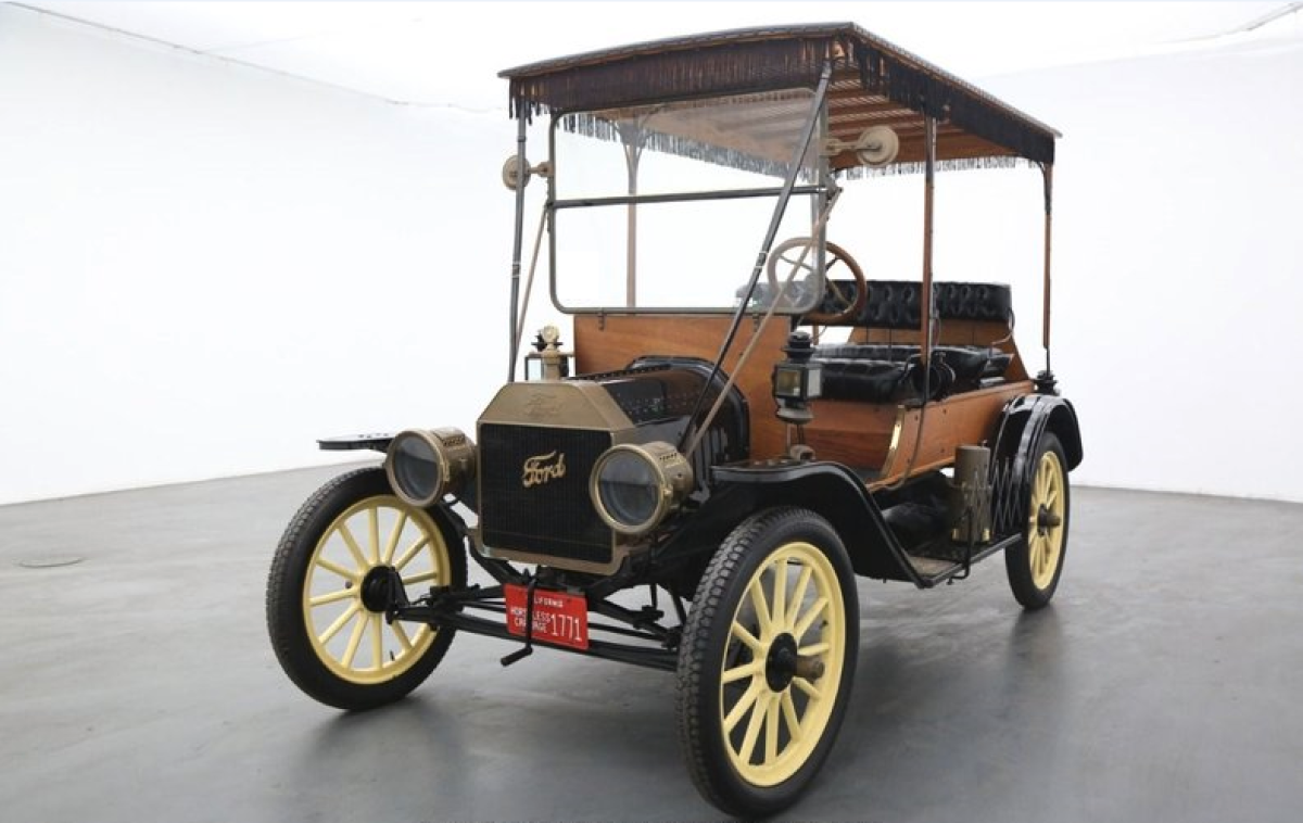 1914 Ford Buckboard Model T Clean Title, WELL MAINTAINED, GARAGE KEPT - photo 3