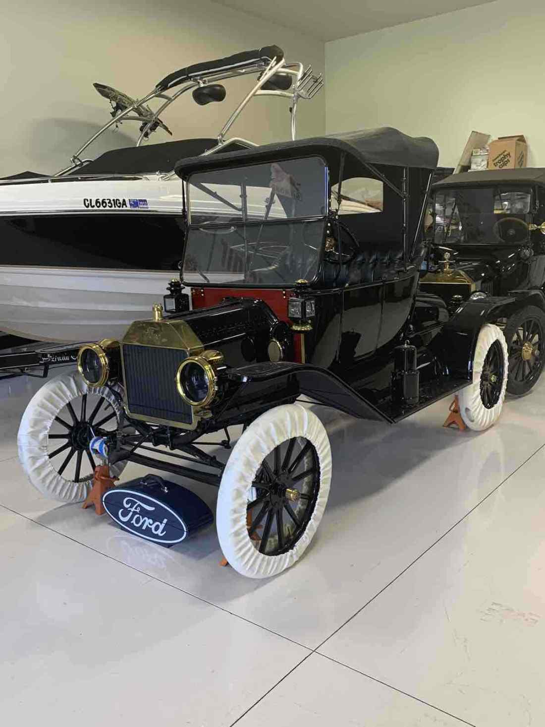 1914 Ford Model T - photo 12