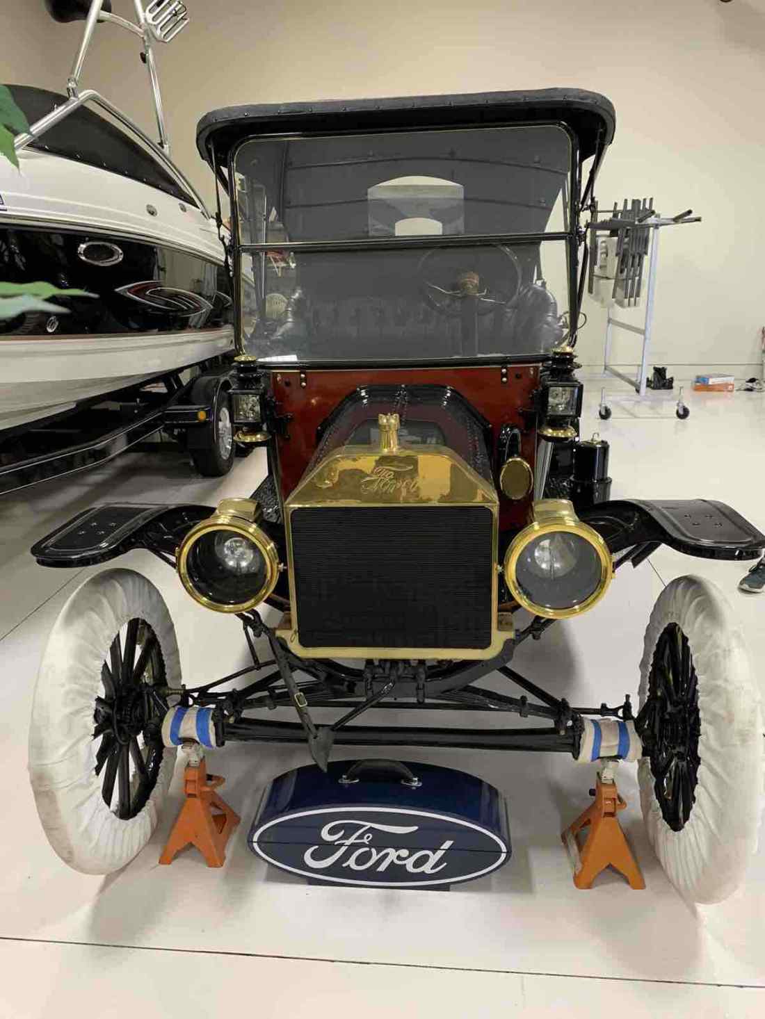 1914 Ford Model T - photo 9