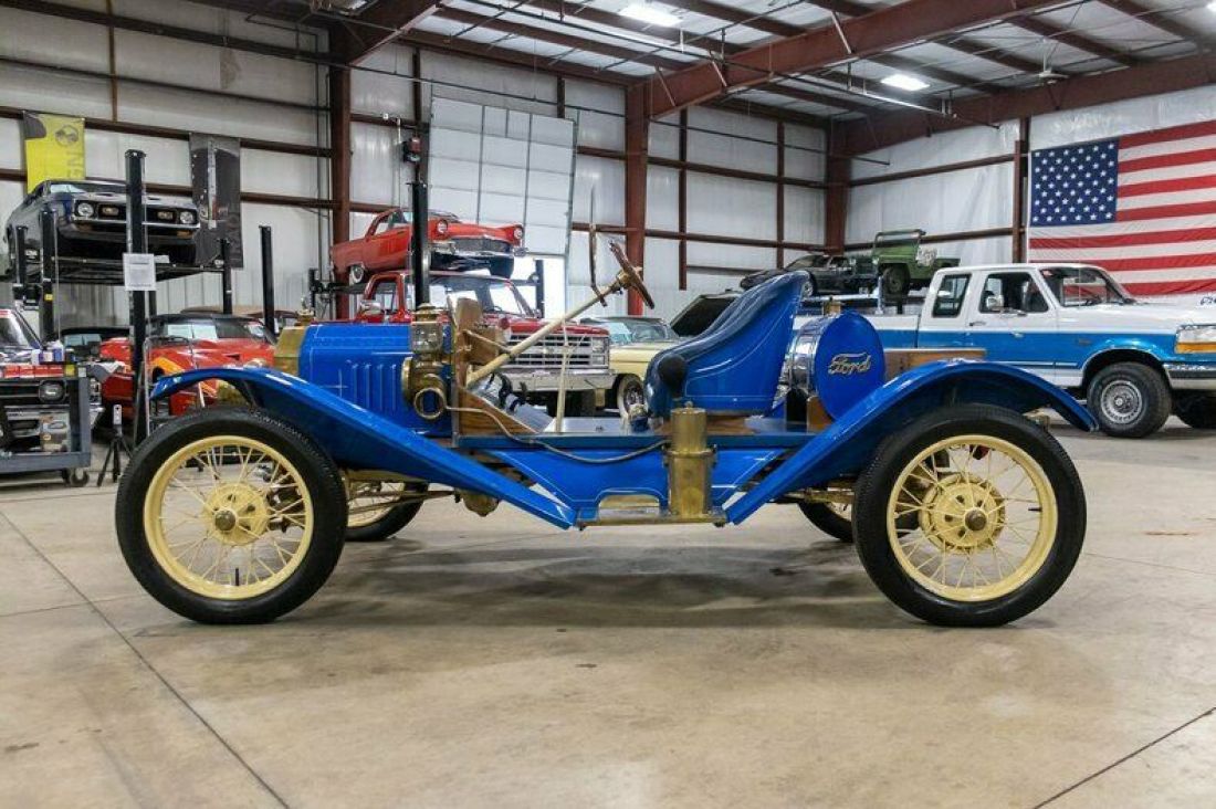 1914 Ford Model T Speedster - photo 2