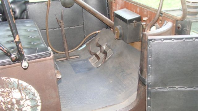 1914 Ford Model T - photo 8