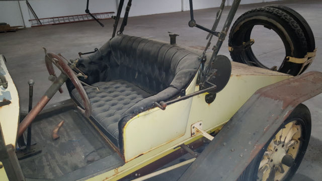 1914 Studebaker Runabout - photo 3