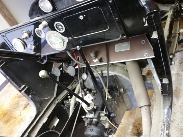 1915 Dodge Touring Sedan Barn Find! - photo 12