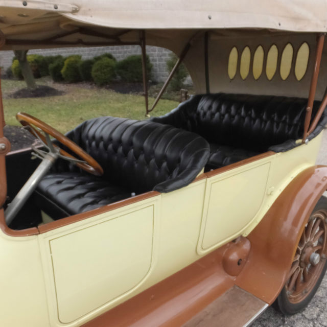 1915 Dodge TOURING SEDAN - photo 8