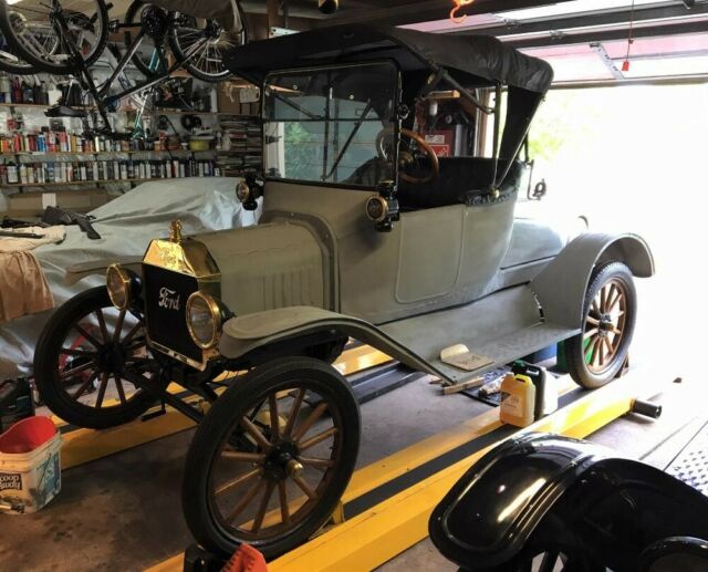 1915 Ford Model T Runabout 1915 Ford Model T Runabout