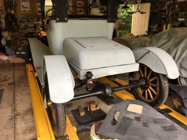 1915 Ford Model T Runabout - photo 2