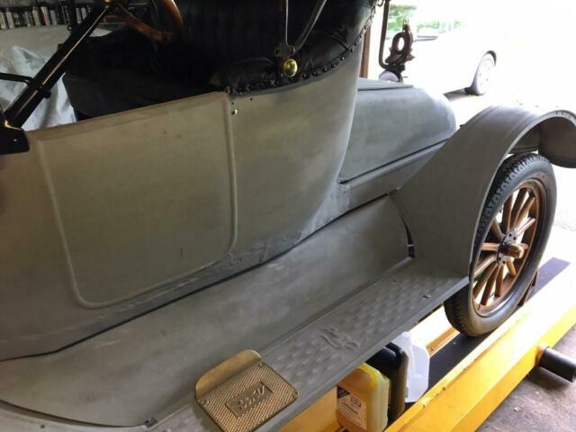 1915 Ford Model T Runabout - photo 8