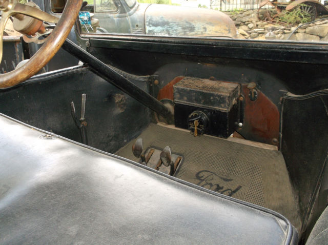 1915 Ford Model T Black - photo 13