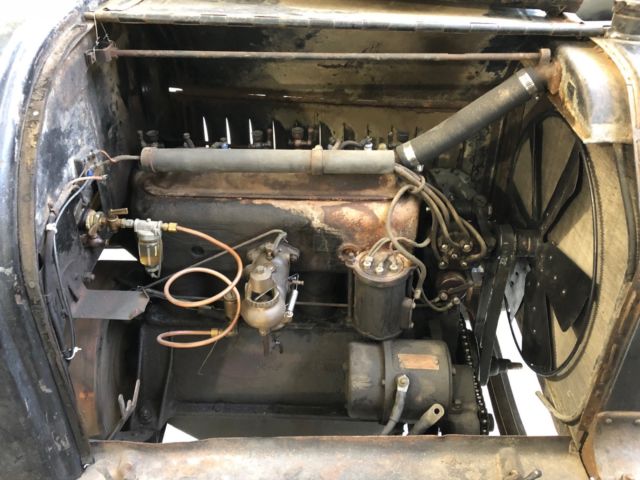 1915 Studebaker SD-4 Touring - photo 13
