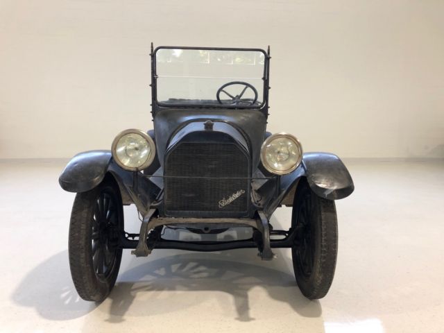 1915 Studebaker SD-4 Touring - photo 6