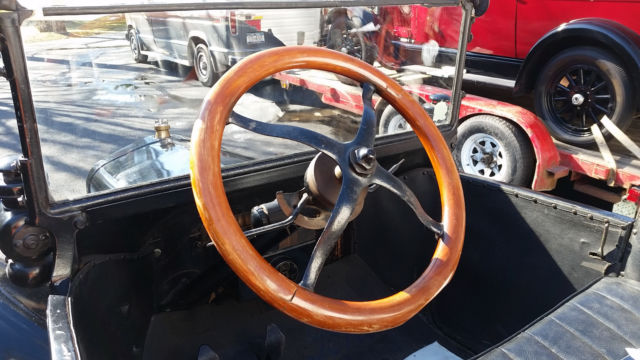 1916 Ford Model T - photo 12