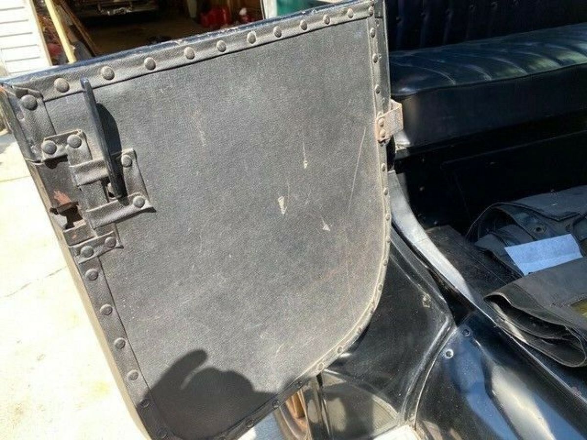 1916 Ford Model T - photo 11