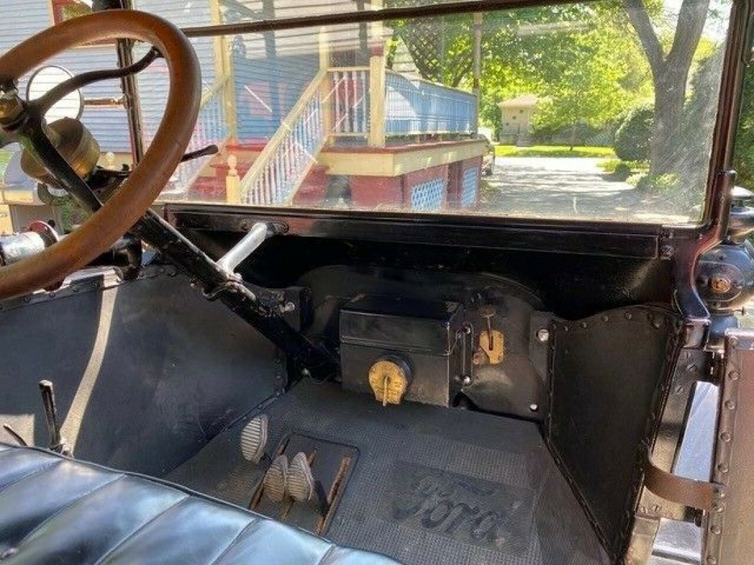 1916 Ford Model T - photo 8