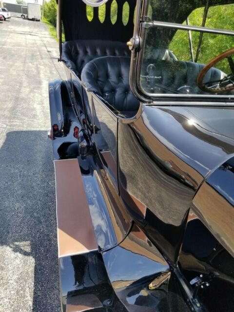 1917 Dodge Touring Deluxe - photo 12
