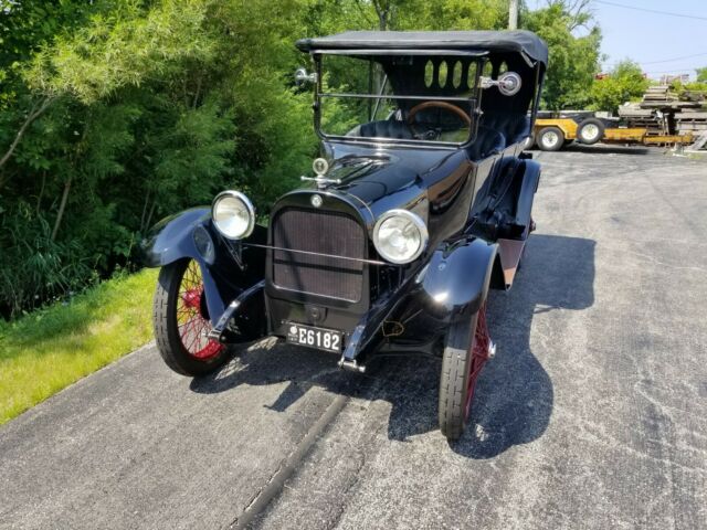 1917 Dodge Touring Deluxe - photo 3