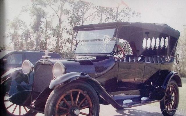 1917 Dodge Brothers Touring Sedan Convertible - photo 13