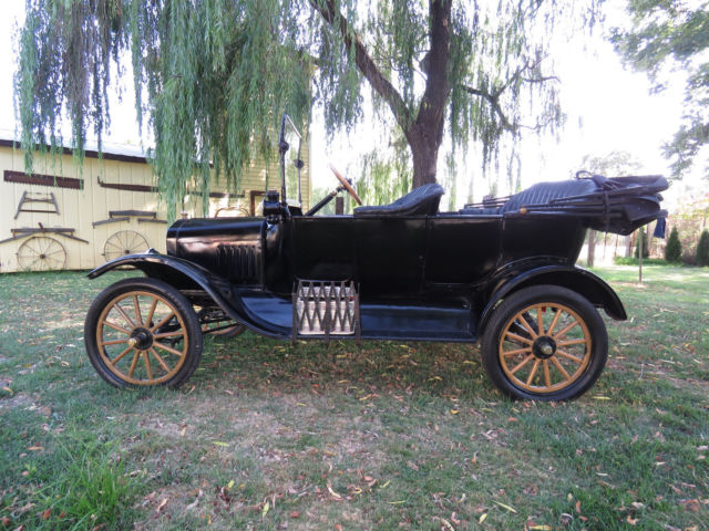 1917 Ford Model T "Brassie" Open Touring Sedan, California Convertible 1917 Ford Model T