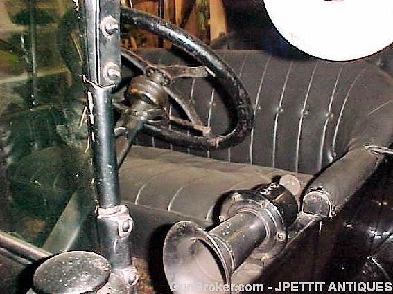 1917 Ford Model T - photo 4