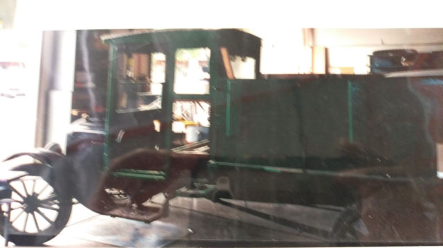 1917 Ford Model T Single Entry Cab - photo 10