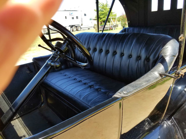 1917 Ford Model T Touring Car - photo 10