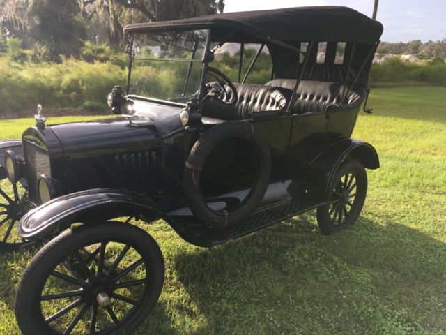1917 Ford Model T Touring - photo 2