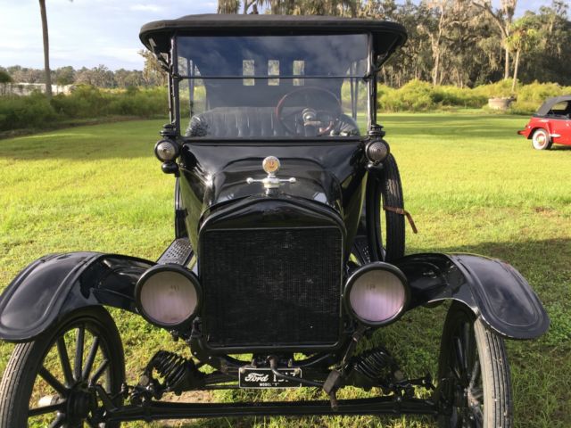 1917 Ford Model T Touring - photo 4