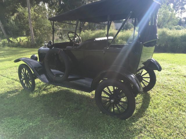 1917 Ford Model T Touring - photo 5