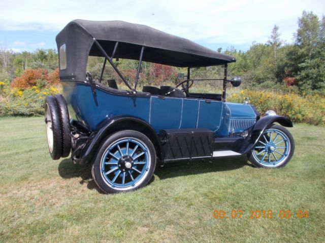 1917 Studebaker Four - photo 3