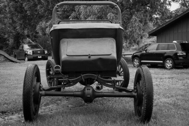 1918 Ford Model T - photo 4