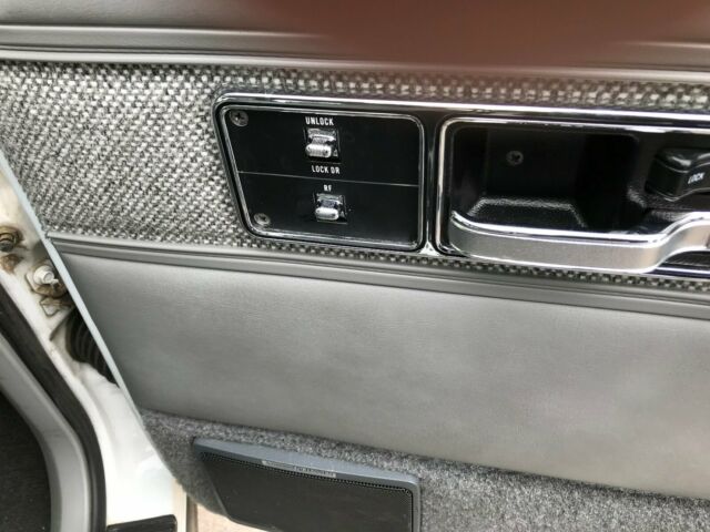 1992 Jeep Cherokee Laredo - photo 11