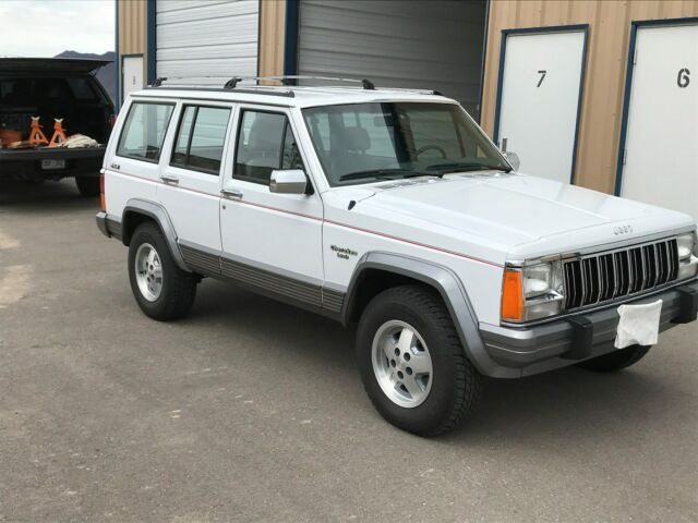 1992 Jeep Cherokee Laredo - photo 2