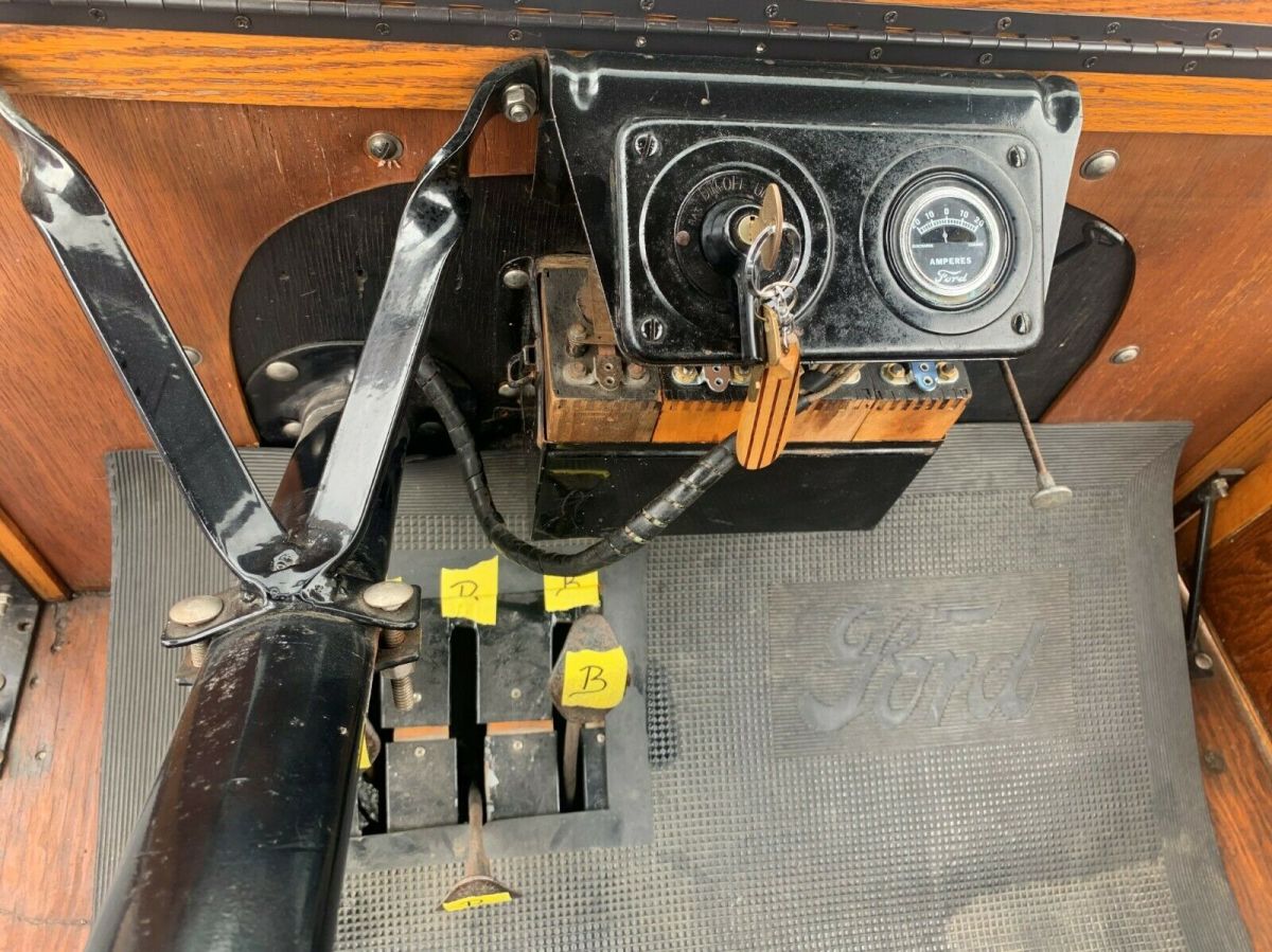 1919 Ford Model T - photo 12