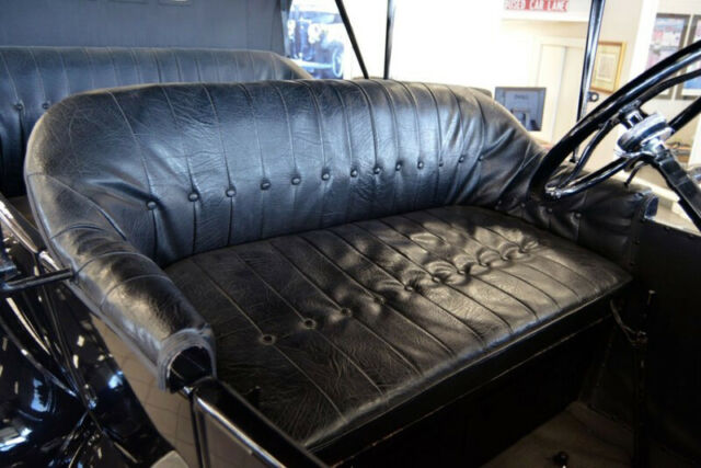1919 Ford Model T Touring - photo 7