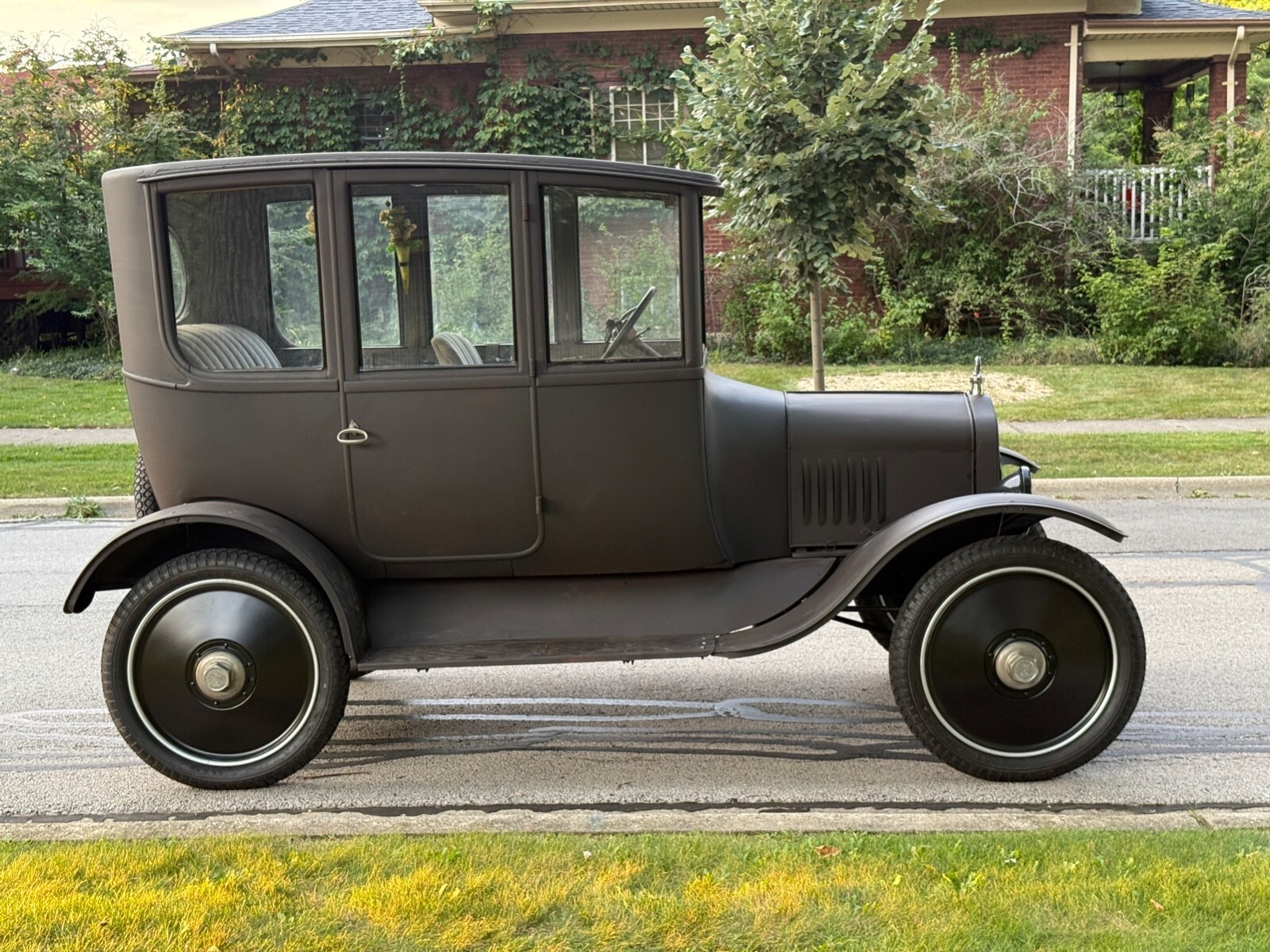 1920 Ford Model T - photo 2